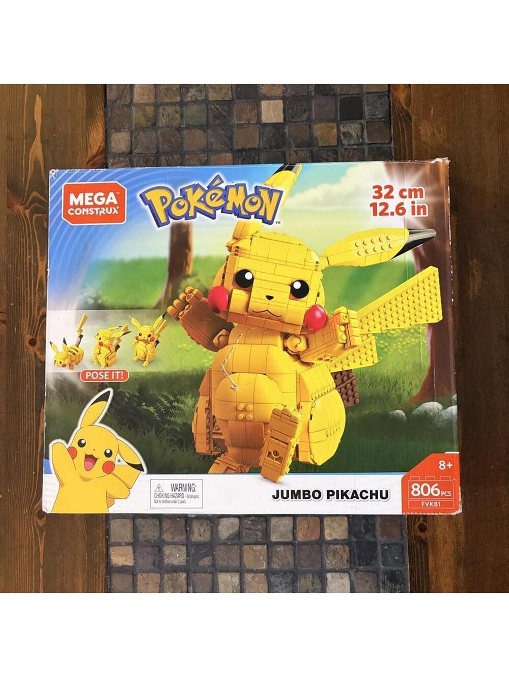 MEGA Pokémon Jumbo Pikachu 806 Piece Building Set 💛